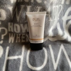 Pur tinted moisturizer